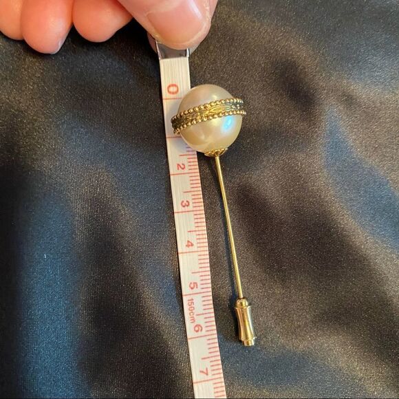 Vintage 80s Lapel Pin - Picture 6 of 6